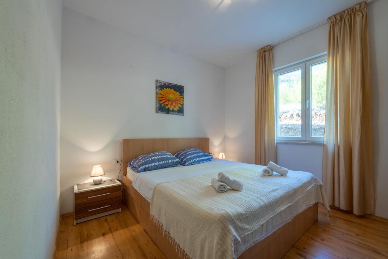 Apartment Jele Zavala