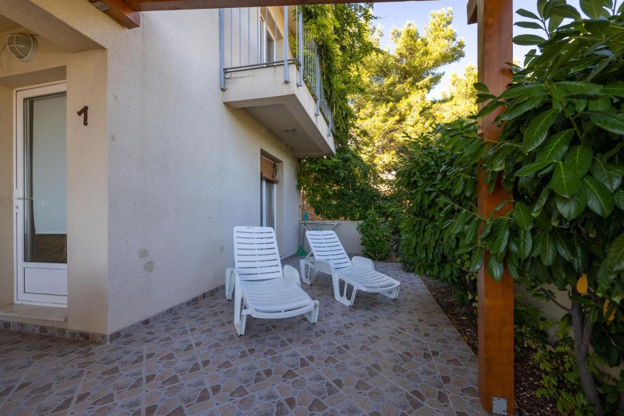 Jele Apartment Zavala